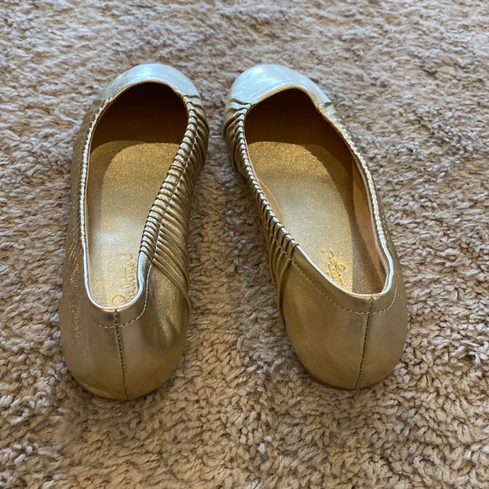 NWOT Lilly Pulitzer gold leather ballet flats - Picture 2 of 7